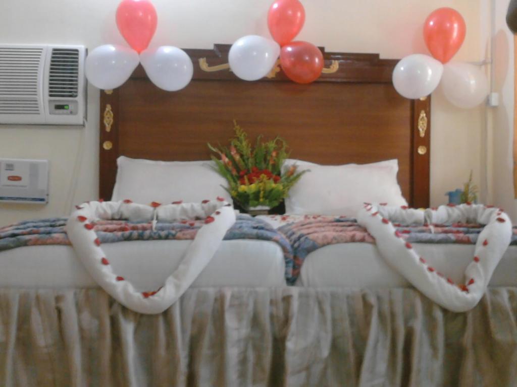 Hotel Maa Kamakhya Puri Buitenkant foto