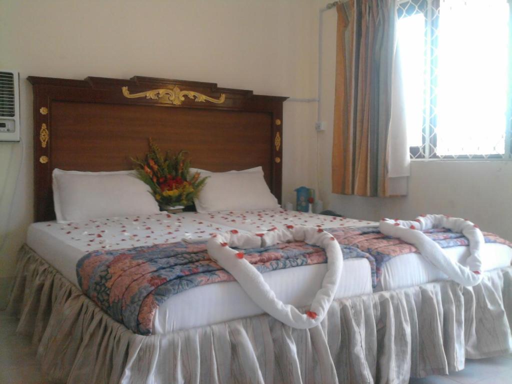 Hotel Maa Kamakhya Puri Buitenkant foto