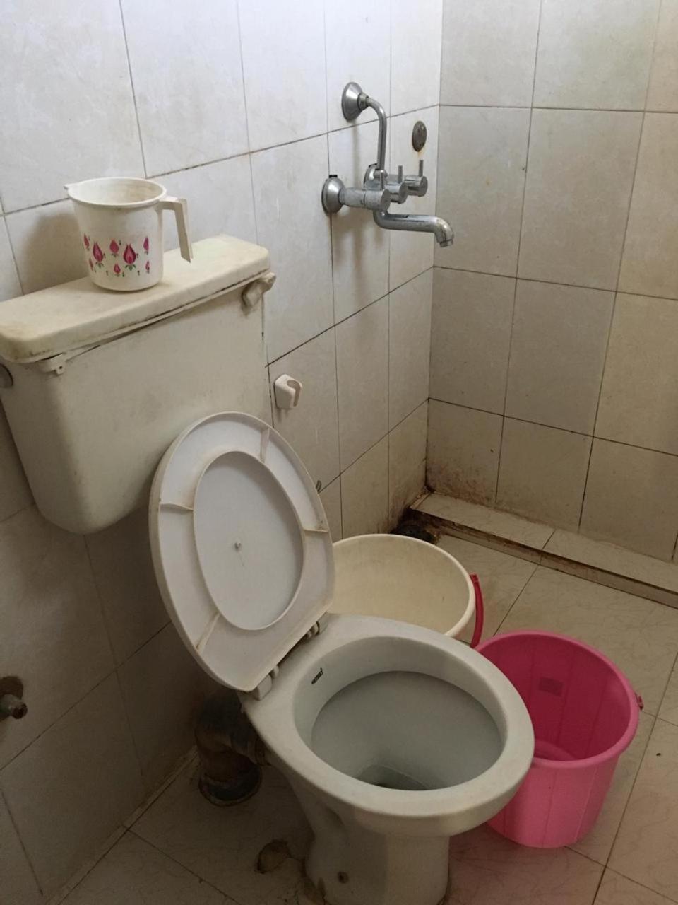 Hotel Maa Kamakhya Puri Buitenkant foto